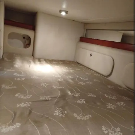 Nuit Insolite En Bateau *