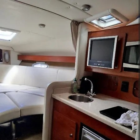 Nuit Insolite En Bateau * Le Barcarès